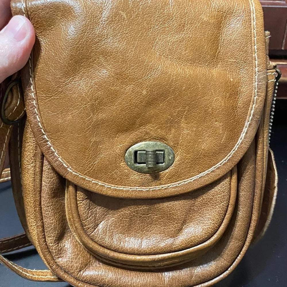 Piatto Vintage Brown Leather Crossbody Bag
